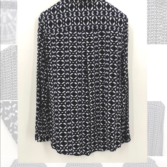 Elliott Lauren Ikat Print Blouse Navy & White Sz 6 - Picture 2 of 13